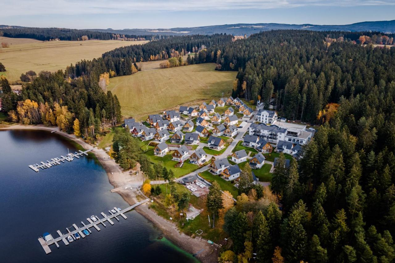 Deluxe Apartment Lipno - Lake Side Village, Frymburk Nad Vltavou Eksteriør bilde